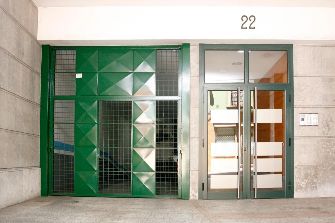 Loft " La Fabrica De Gas",Parking Apartment Oviedo Luaran gambar